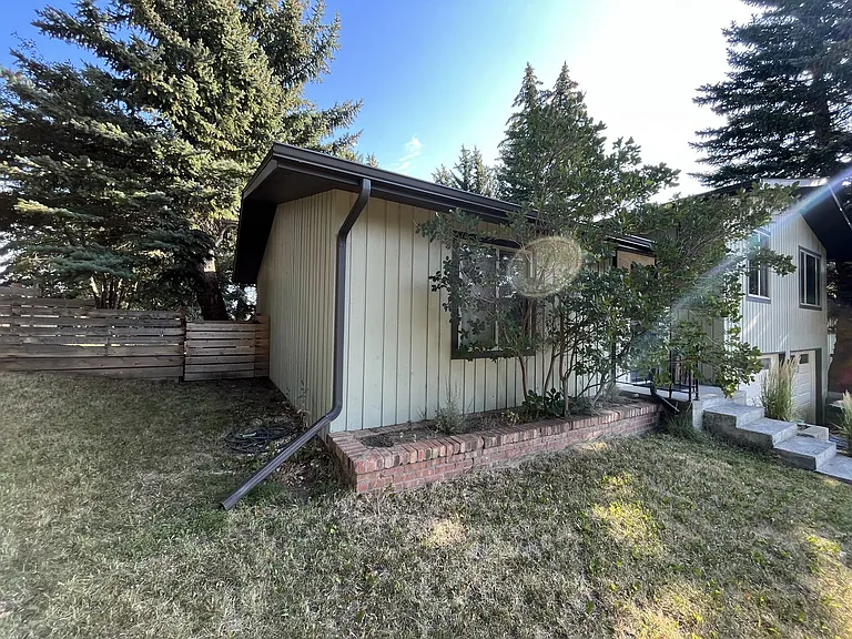 1115 S Cedarview Dr — Photo 9