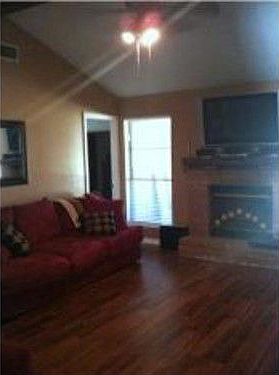 3rd image of 4504 Longstreet Pl