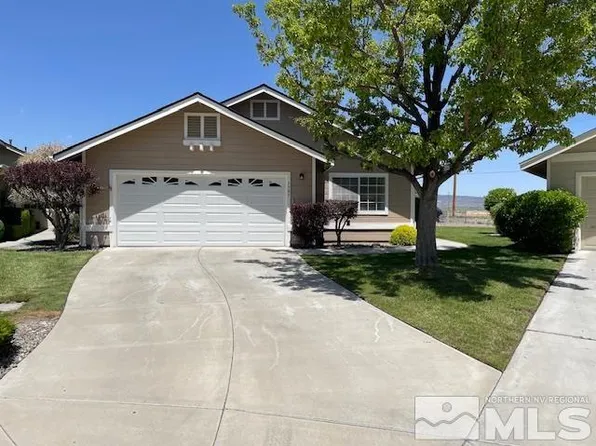 1797 Linden Ct, Minden, NV 89423
