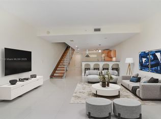 2950 NE 188th St APT 343, Aventura, FL 33180