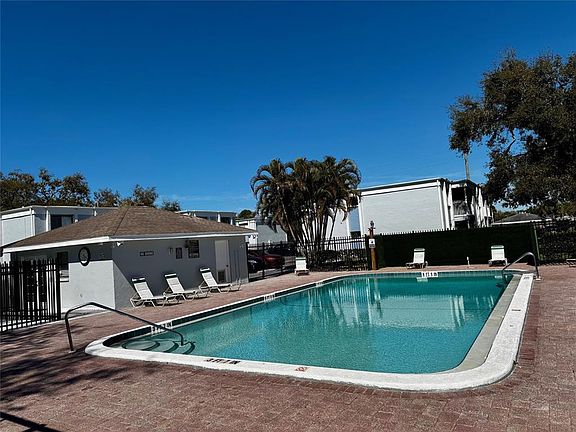 4th image of 5310 26TH STREET W #902
