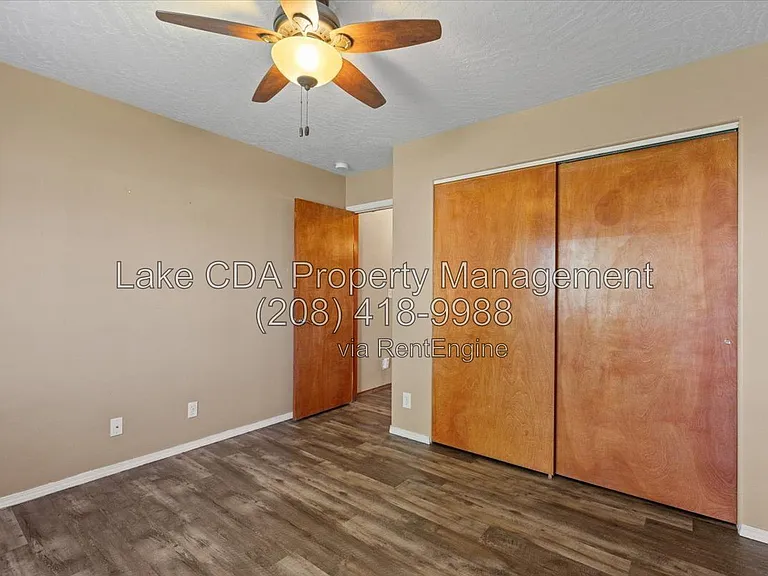 8920 N Torrey Ln — Photo 26