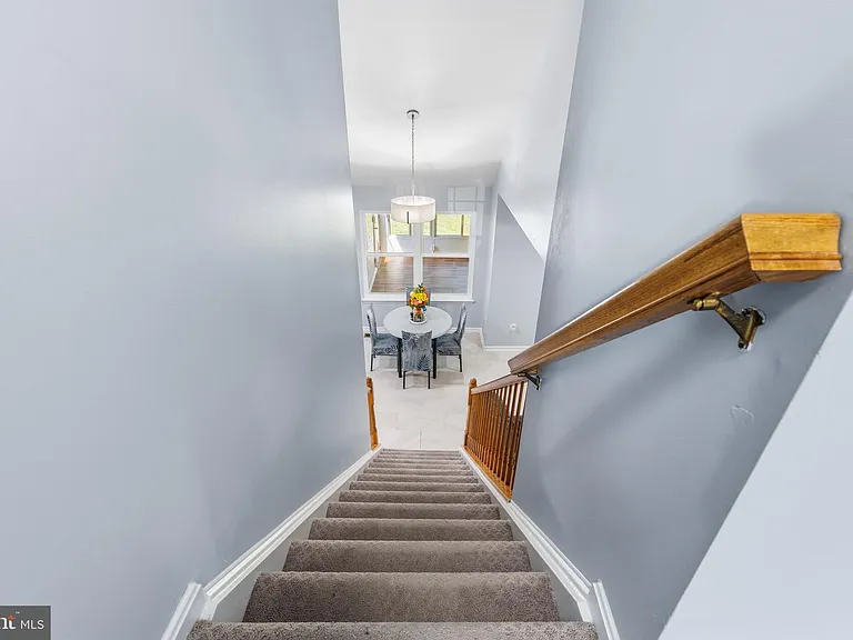 13922 Rutgers Ct — Photo 33