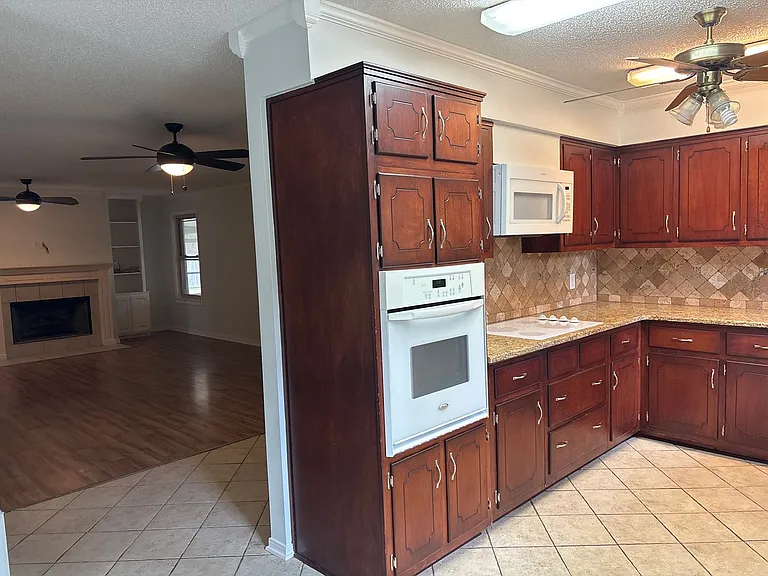 5175 Patterson Rd — Photo 16