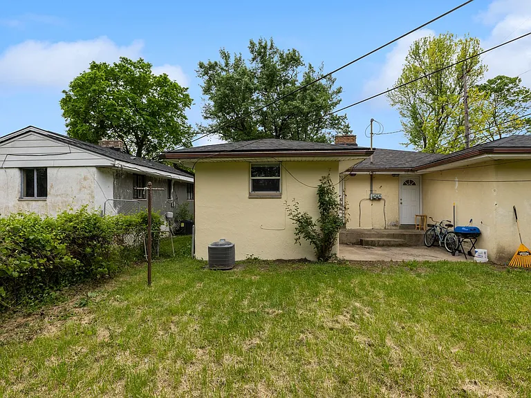 3468 Race St — Photo 26