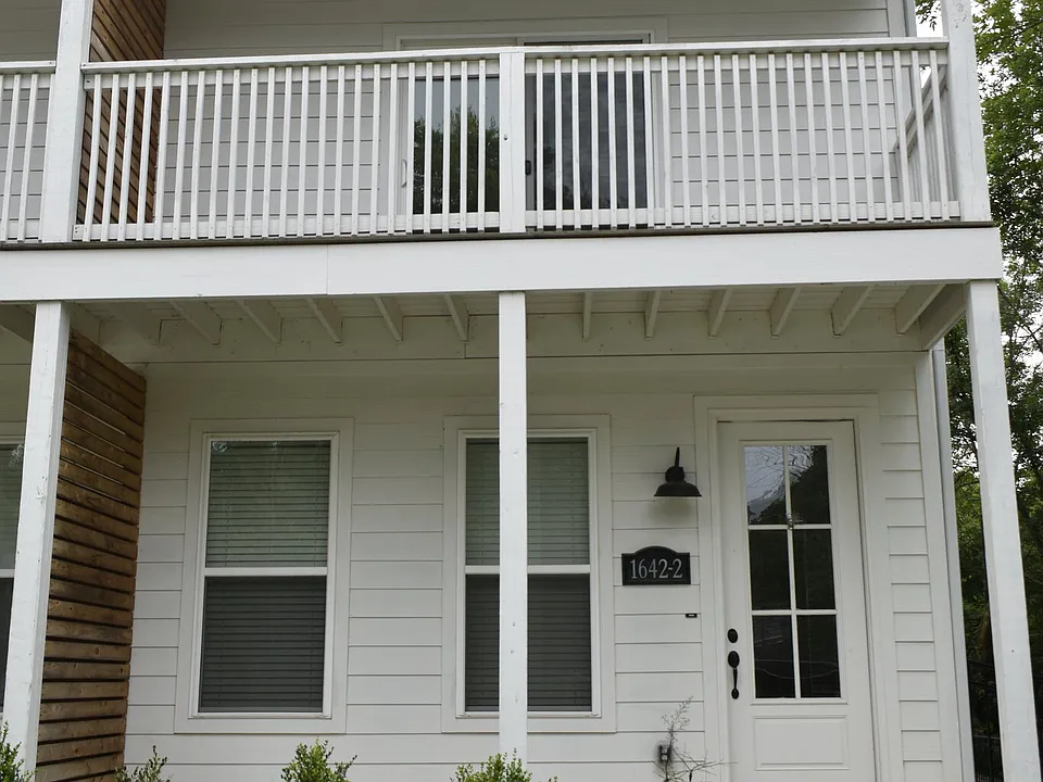 1642 S Duncan Ave #2