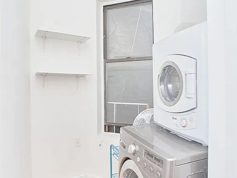 537 Lenox Ave #7 — Photo 9