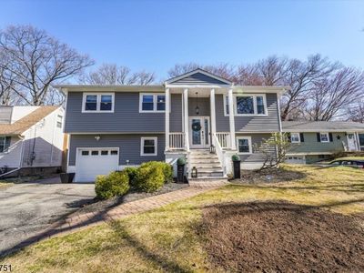 69 Oneida Ave, Oakland, NJ, 07436