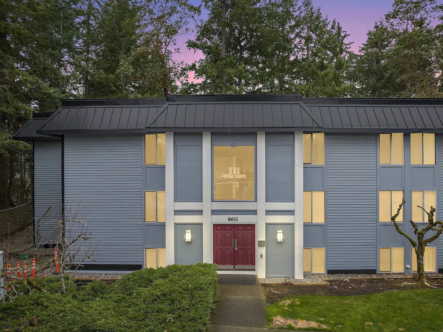 8611 Zircon Dr — Photo 1