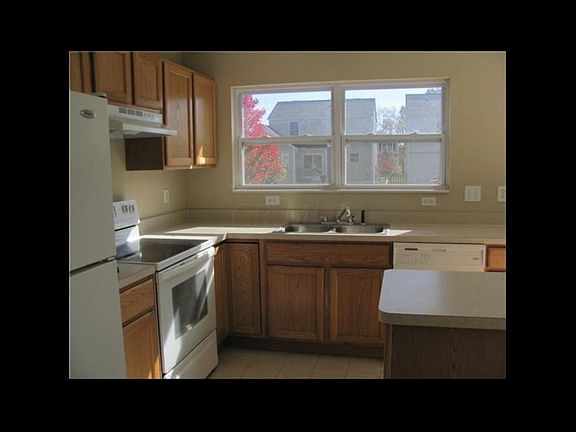 3rd image of 6957 Granite Falls Dr