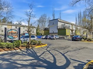 15827 NE Leary Way #B-116, Redmond, WA