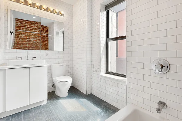 Rented by Bohemia Realty Group | media 6