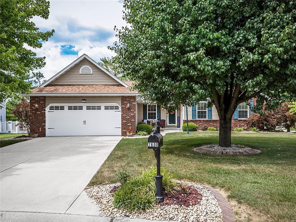 1st image of 7600 Stonebridge Dr