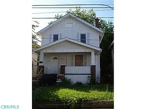 1497 Granville St photo 1