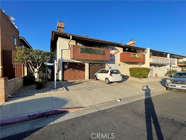 1st image of 1041 252nd St Unit 13