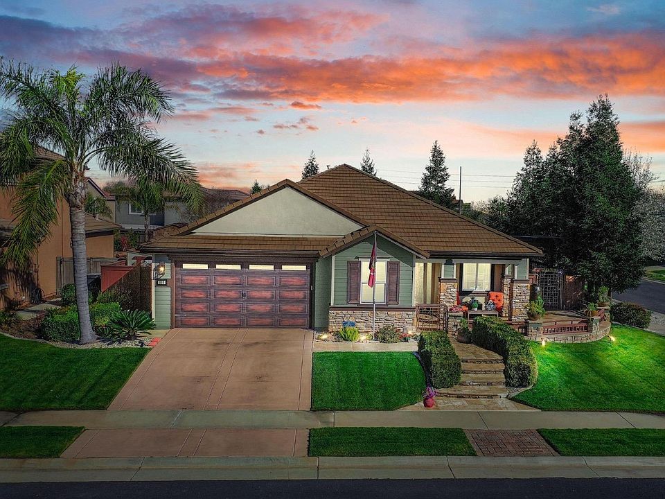 1st image of 600 Blakesley Ct