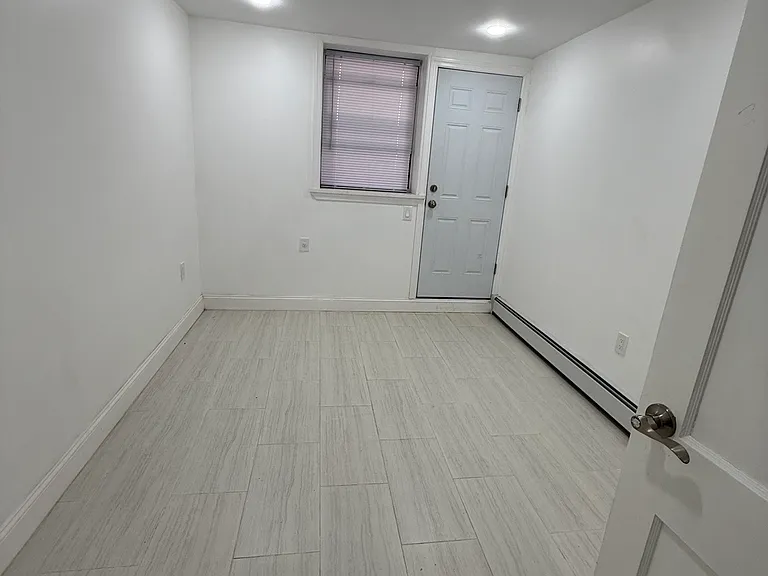 46 70th St #1 — Photo 3