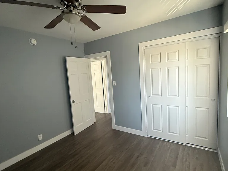 4726 Saint Charles Pl #3 — Photo 12