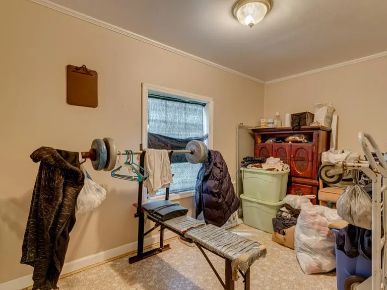 417 Baldwin Cir — Photo 18