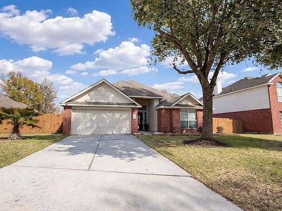 3rd image of 24534 Forest Path Ct