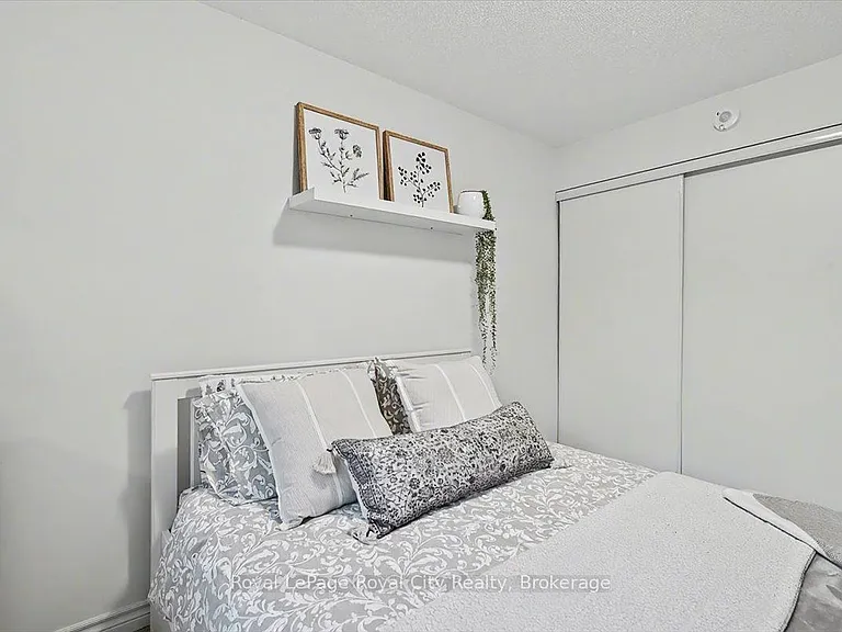 1284 Gordon St #120 — Photo 17