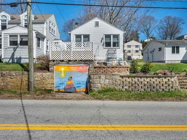 182 Giants Neck Road, East Lyme, CT 06357