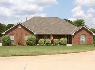 15175 Scottsdale Xing, Willow, OK 73020