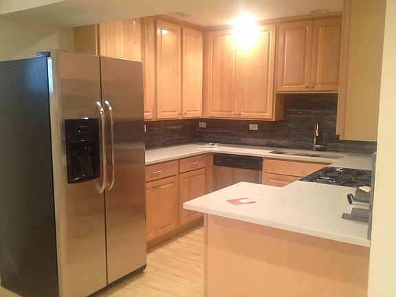 2nd image of 1222 W Newport Ave #A