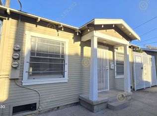 2004 Strongs Dr #A, Venice, CA 90291