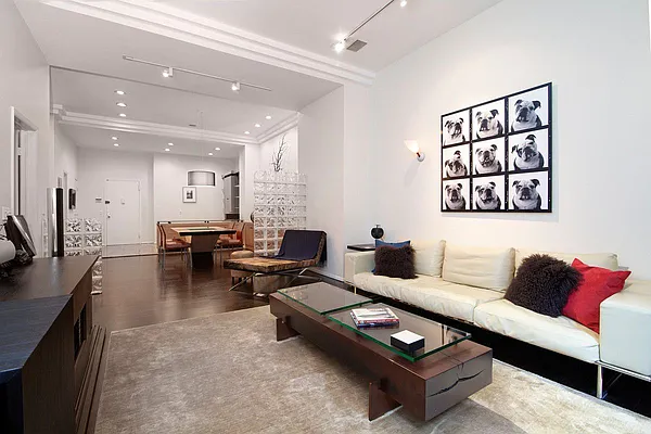 Sold by Flat Iron Real Estate | media 17