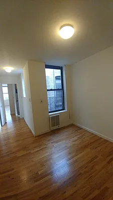 Rented by Level Group | media 10