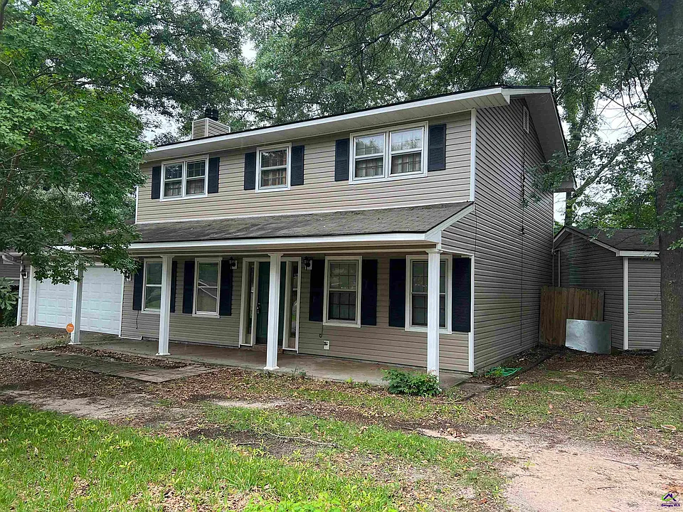 100 Grove Ln