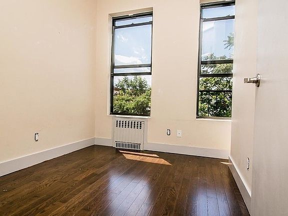 4th image of 26 Wilson Ave #1C