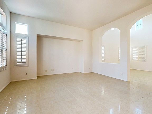 5th image of 9412 Forest Edge Ave