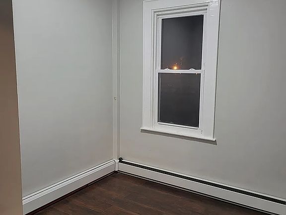 2nd image of 412 14th Ave #5C