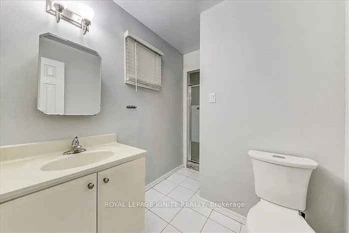 23 Longbow Sq — Photo 11