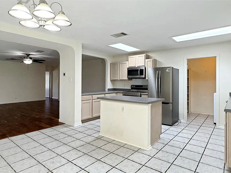 12810 Bartholdi St — Photo 11