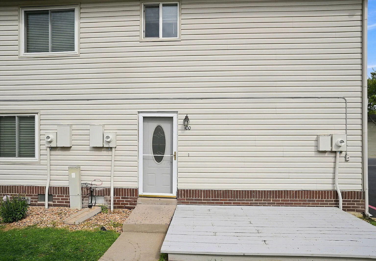 2 bed, 1.0 bath, 860 sqft, $1,946 — Photo 3