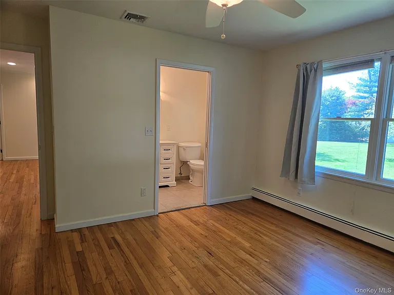 2758 N Cedar Ave — Photo 13