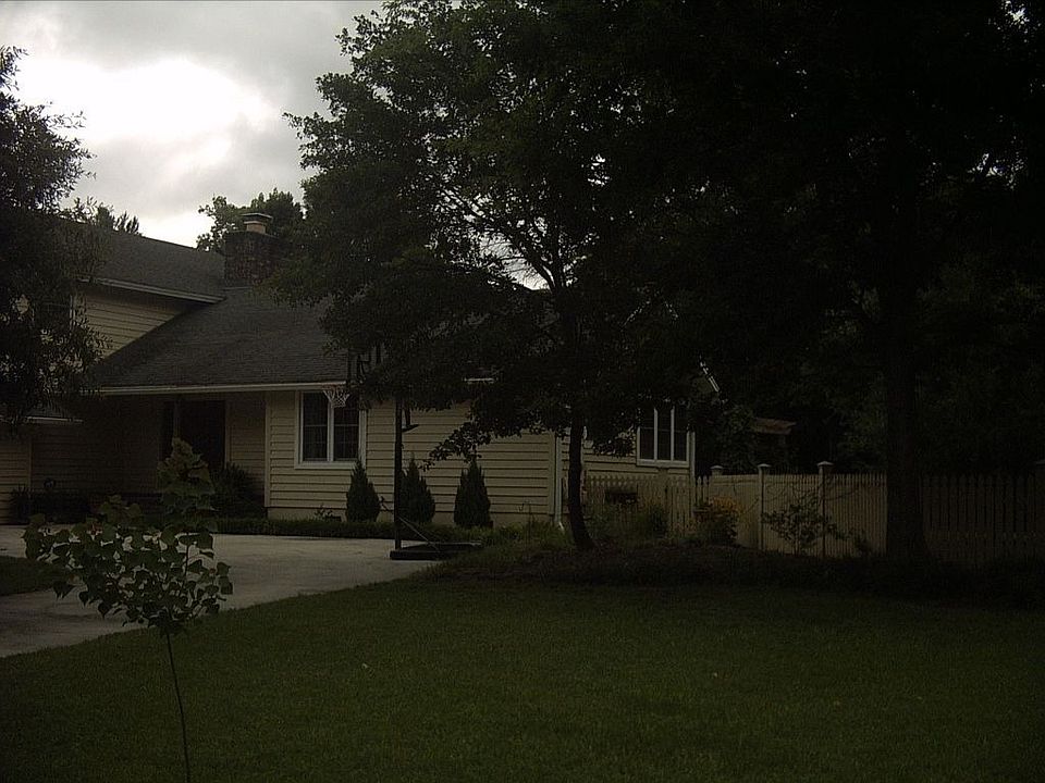 Front of 28 Fitzroy Drive