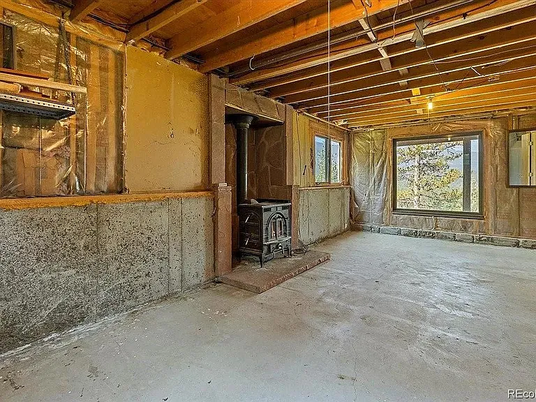 8562 Martin Ln — Photo 13