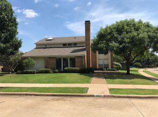 1021 Staffordshire Dr, Carrollton, TX 75007