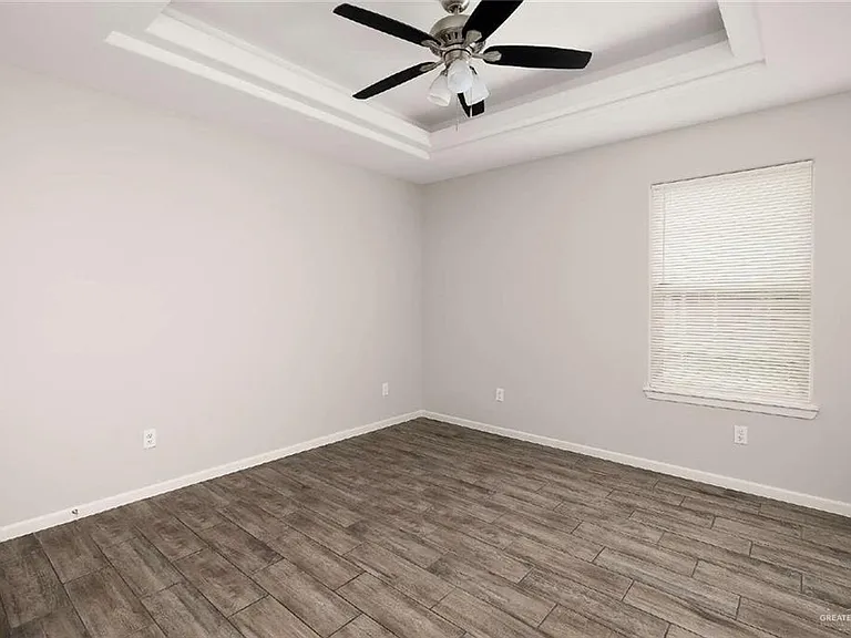 1425 Alta Vista Dr #2 — Photo 4