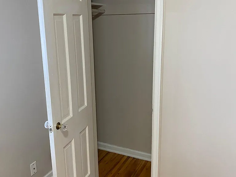 302 S 47th St — Photo 10