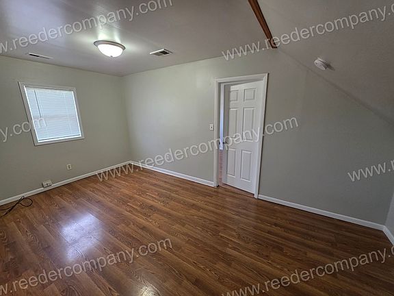 2nd image of 3934 Carey St #3