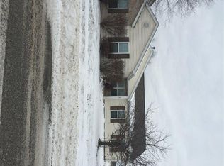 1857 Byfield Pkwy, Valparaiso, IN 46385