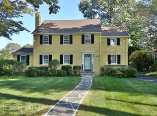 301 Hamilton Rd, Ridgewood, NJ 07450