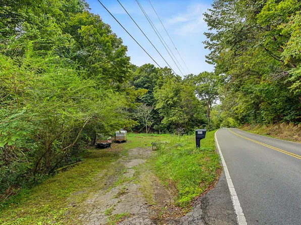 724 Hardin Ln, Sevierville, TN 37862