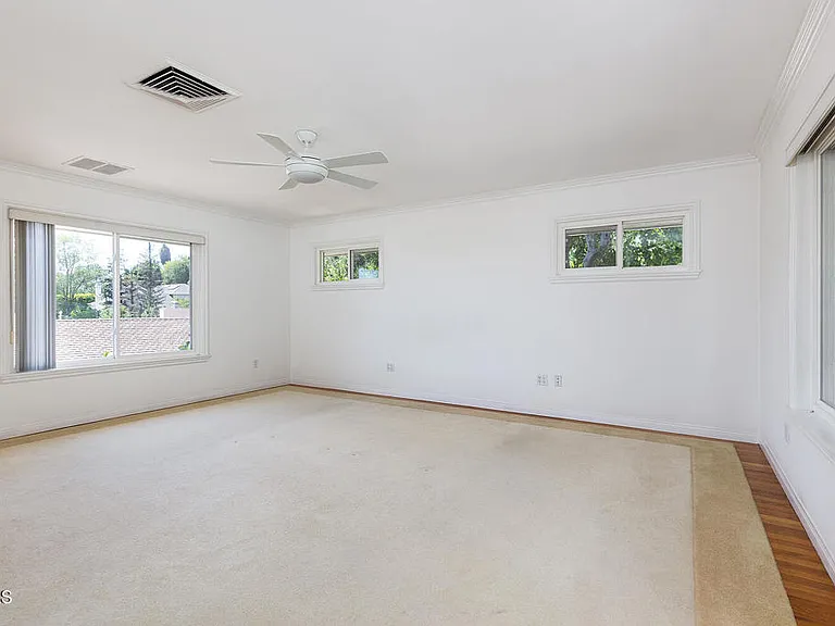 245 Hillside Rd — Photo 14