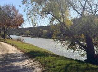 151 N River Rd, Lampasas, TX 76550